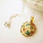 Sterling silver necklace wi..